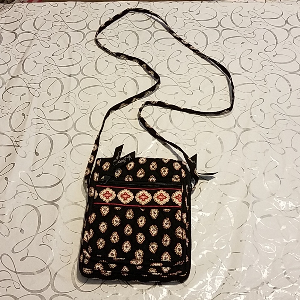 🎉 NWOT 👜 Vera Bradley small crossbody.